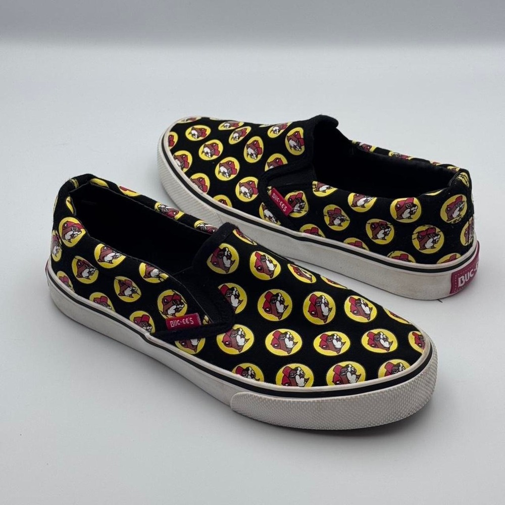 Buc-ee's Black & Yellow Slip On Canvas Shoes, Size 5 Youth / Size 7 Women